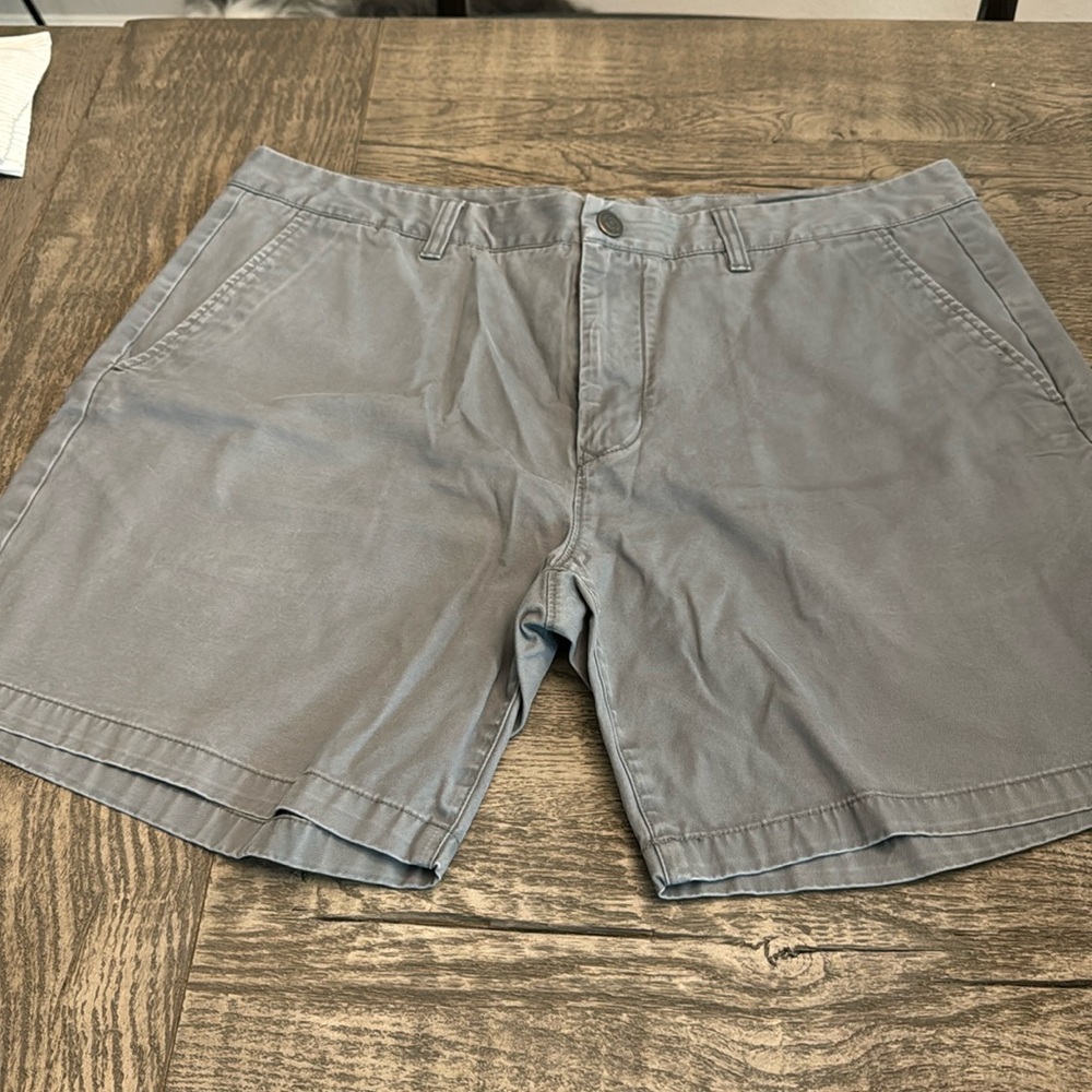 Bonobos Gray Men’s Shorts EUC